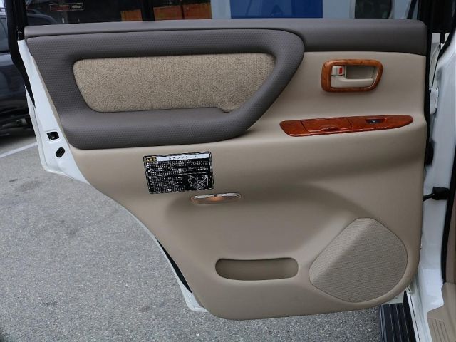 TOYOTA LANDCRUISER WAGON 2005 Image 31