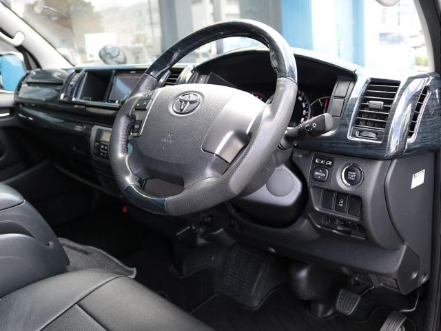 TOYOTA HIACE WAGON 2018 Image 31