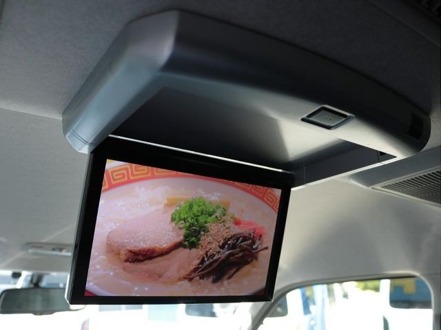 TOYOTA HIACE WAGON 2018 Image 31