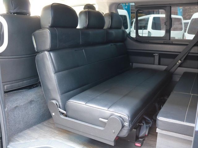 TOYOTA HIACE WAGON 2018 Image 31