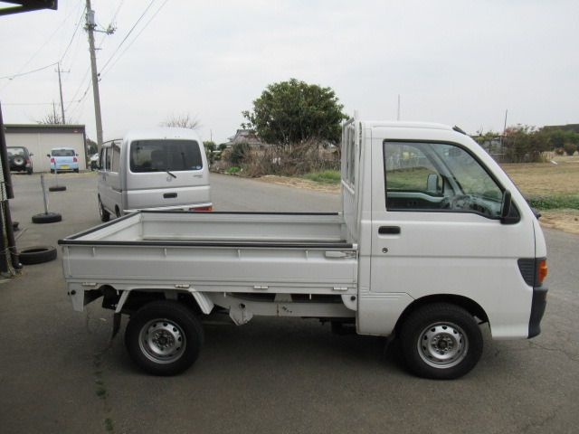 DAIHATSU HIJET DUMP 4WD 1998 Image 31