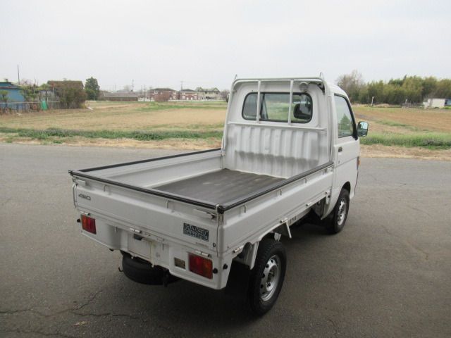 DAIHATSU HIJET DUMP 4WD 1998 Image 31