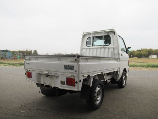 DAIHATSU HIJET DUMP 4WD 1998 Image 31