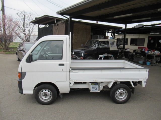 DAIHATSU HIJET DUMP 4WD 1998 Image 31