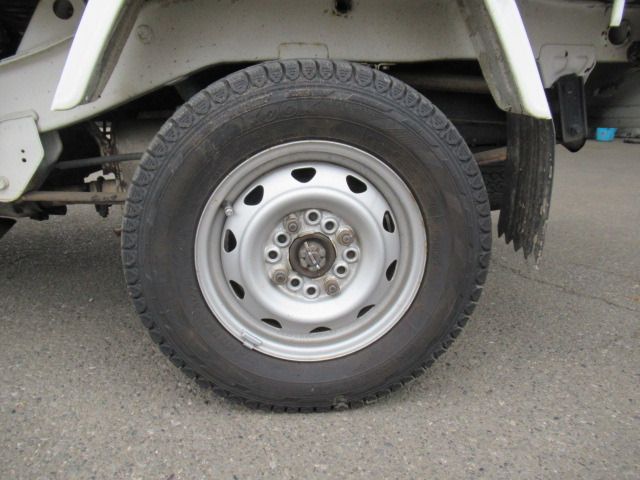 DAIHATSU HIJET DUMP 4WD 1998 Image 31