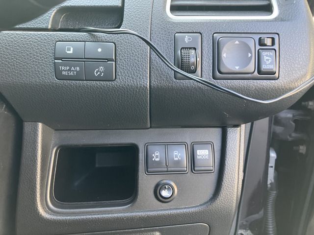 NISSAN SERENA  WG 2011 Image 31