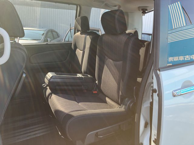 NISSAN SERENA  S-HYBRID 2015 Image 31