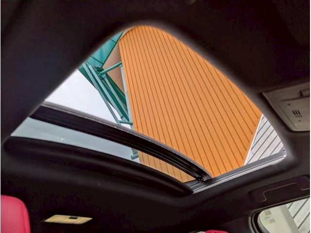 TOYOTA LEXUS UX250H 2019 Image 31