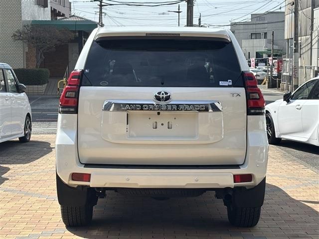 TOYOTA LANDCRUISER PRADO 2023 Image 31