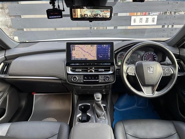 TOYOTA CROWN SEDAN HYBRID 2021 Image 31