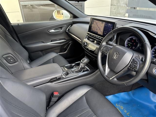 TOYOTA CROWN SEDAN HYBRID 2021 Image 31