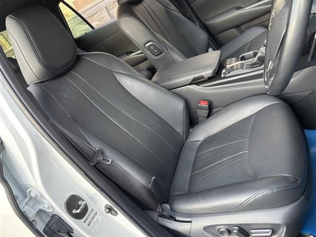 TOYOTA CROWN SEDAN HYBRID 2021 Image 31