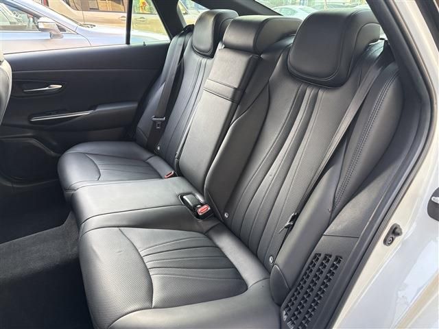 TOYOTA CROWN SEDAN HYBRID 2021 Image 31