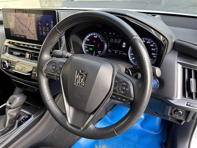 TOYOTA CROWN SEDAN HYBRID 2021 Image 31