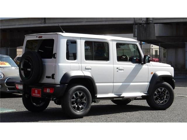 SUZUKI JIMNY NOMADE 2026 Image 31