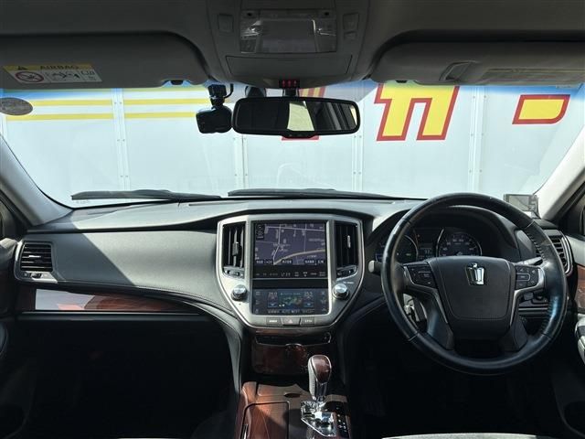 TOYOTA CROWN SEDAN HYBRID 4 2014 Image 31