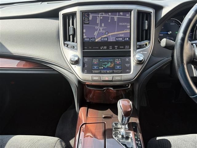 TOYOTA CROWN SEDAN HYBRID 4 2014 Image 31