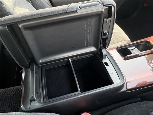 TOYOTA CROWN SEDAN HYBRID 4 2014 Image 31