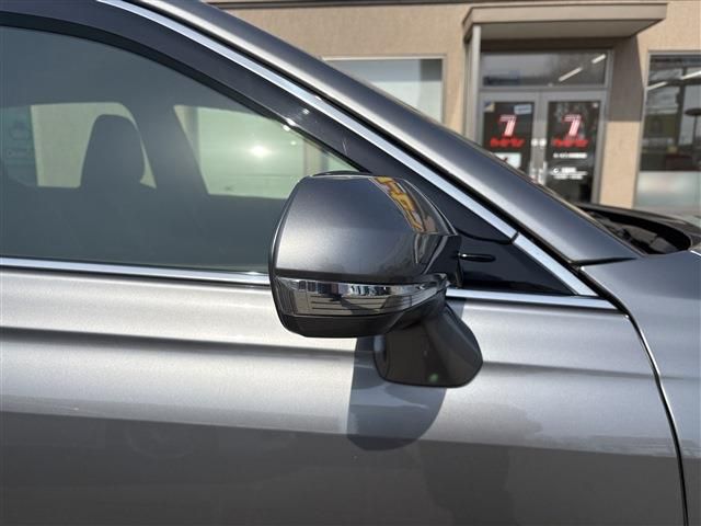 TOYOTA CROWN SEDAN HYBRID 4 2021 Image 31