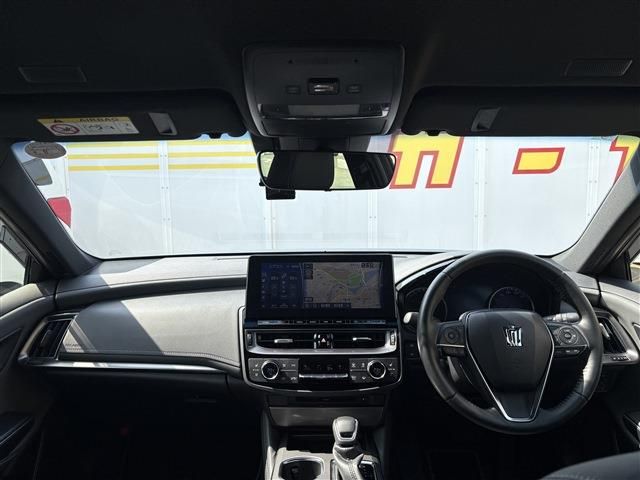 TOYOTA CROWN SEDAN HYBRID 4 2021 Image 31