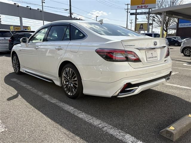 TOYOTA CROWN SEDAN HYBRID 4 2018 Image 31