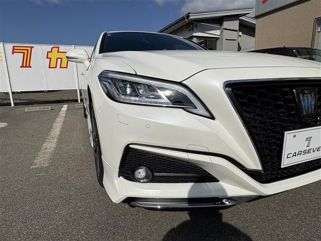 TOYOTA CROWN SEDAN HYBRID 4 2018 Image 31