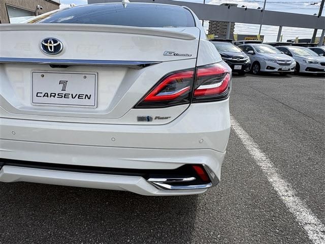 TOYOTA CROWN SEDAN HYBRID 4 2018 Image 31