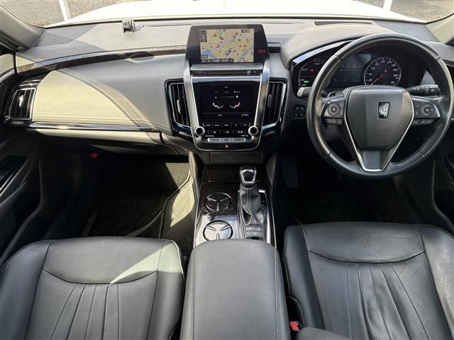 TOYOTA CROWN SEDAN HYBRID 4 2018 Image 31