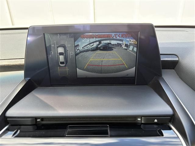 TOYOTA CROWN SEDAN HYBRID 4 2018 Image 31