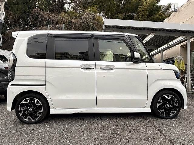 HONDA N BOX CUSTOM 2019 Image 31