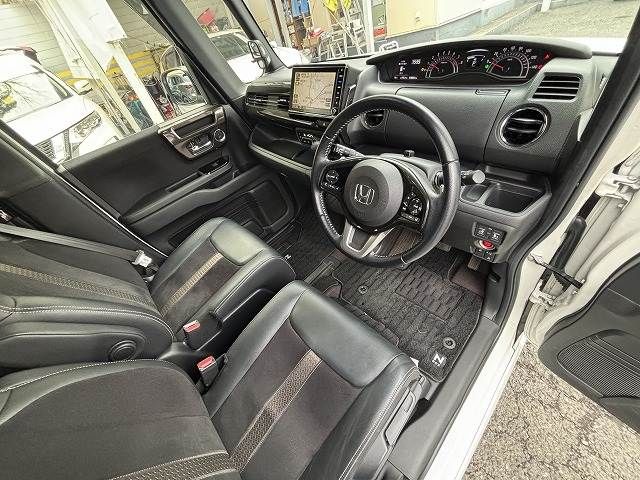 HONDA N BOX CUSTOM 2019 Image 31