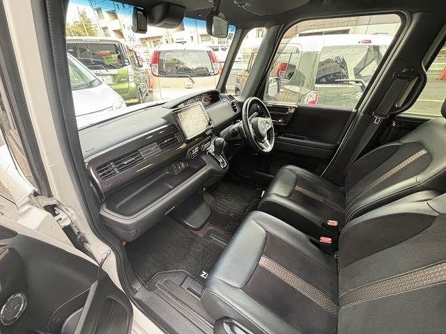 HONDA N BOX CUSTOM 2019 Image 31