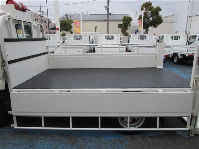 TOYOTA DYNA 2019 Image 31