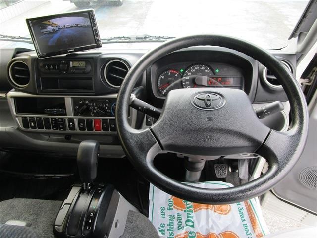 TOYOTA DYNA 2019 Image 31