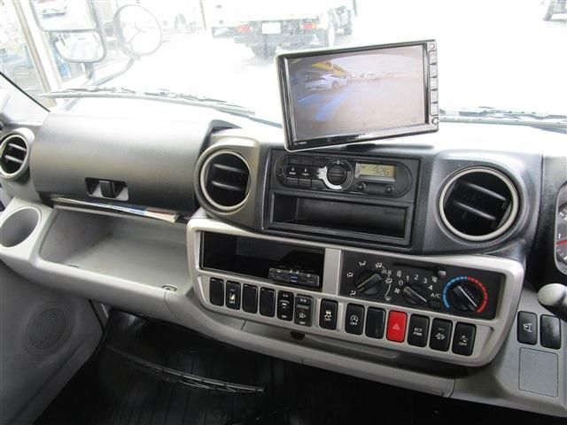 TOYOTA DYNA 2019 Image 31