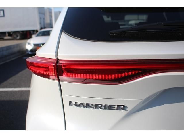 TOYOTA HARRIER HYBRID 2025 Image 31