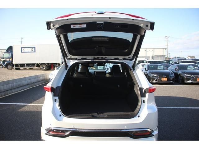 TOYOTA HARRIER HYBRID 2025 Image 31