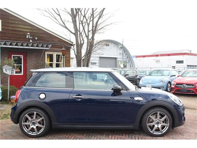 BMW MINI COOPER S 2019 Image 31