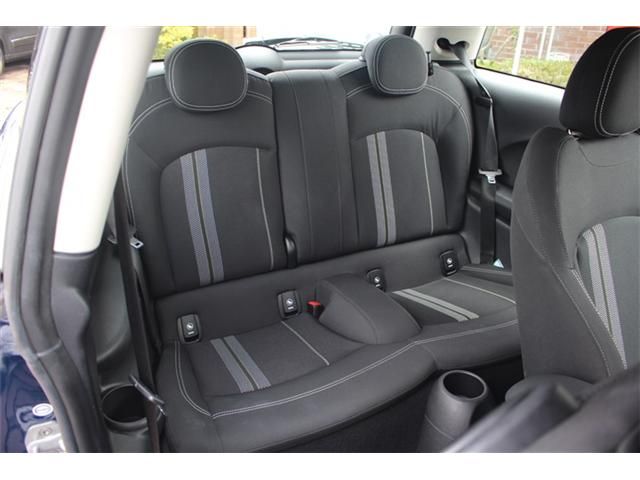 BMW MINI COOPER S 2019 Image 31