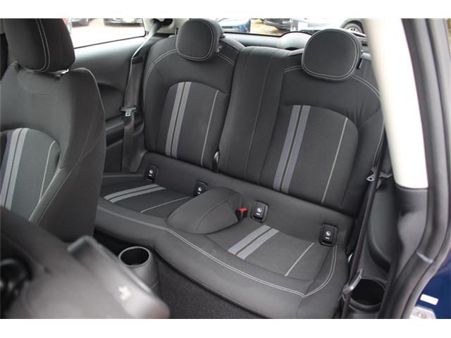 BMW MINI COOPER S 2019 Image 31