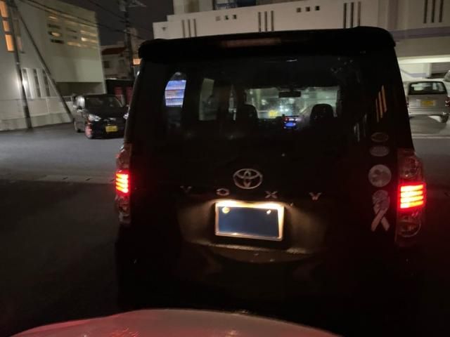 TOYOTA VOXY 2009 Image 31