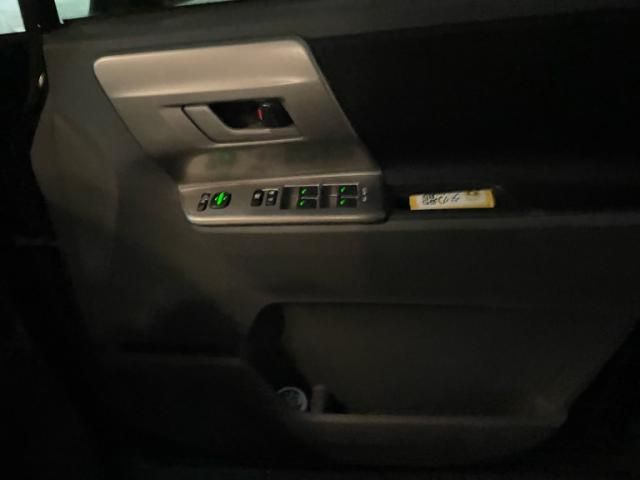 TOYOTA VOXY 2009 Image 31