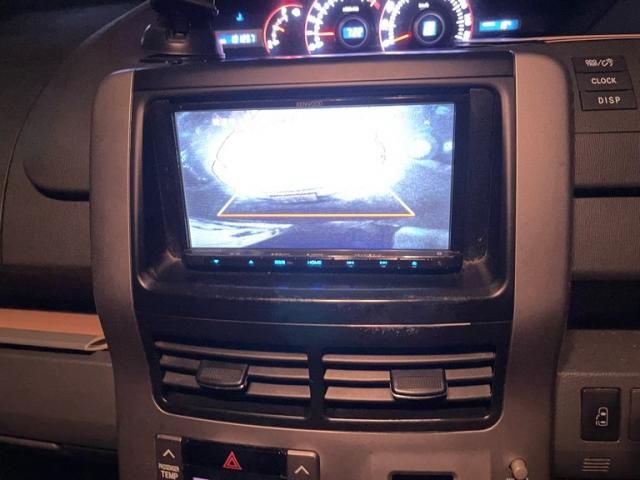 TOYOTA VOXY 2009 Image 31