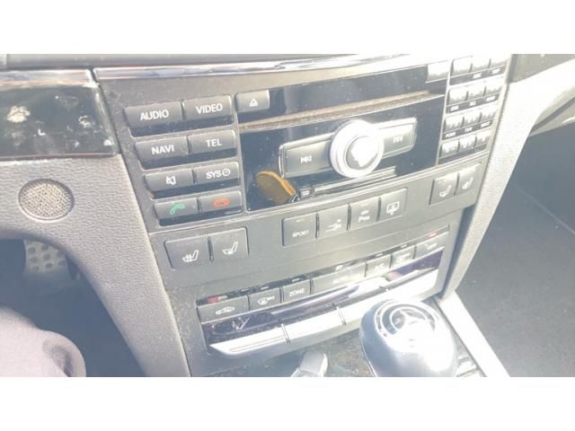 MERCEDES BENZ E CLAS 2010 Image 31