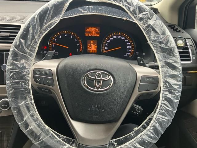 TOYOTA AVENSISWAGON 2014 Image 31