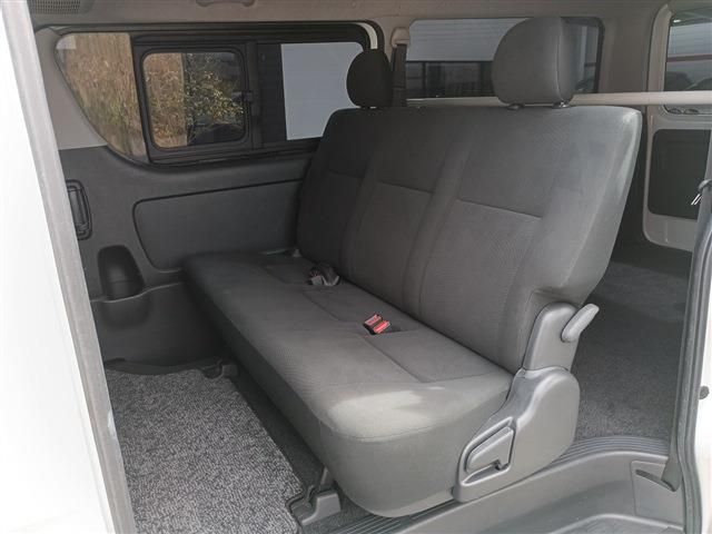 TOYOTA HIACE VAN 2WD 2020 Image 31