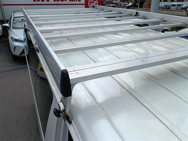 TOYOTA HIACE VAN 2WD 2020 Image 31