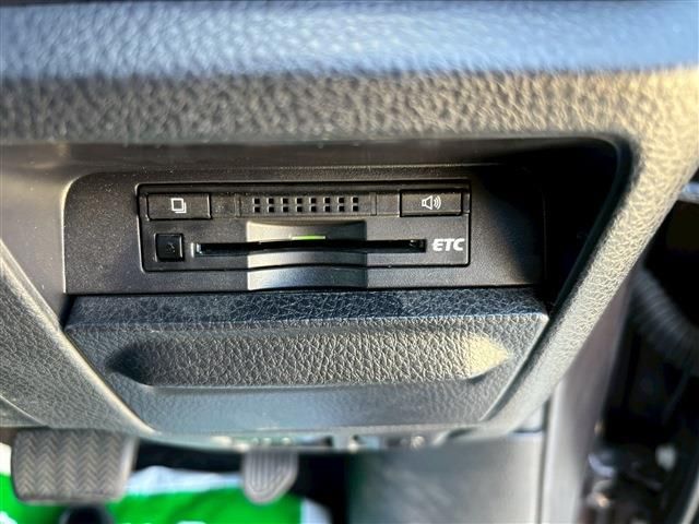 TOYOTA NOAH 2015 Image 31