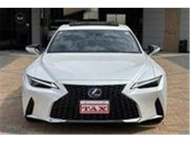 TOYOTA LEXUS IS300H 2021 Image 31