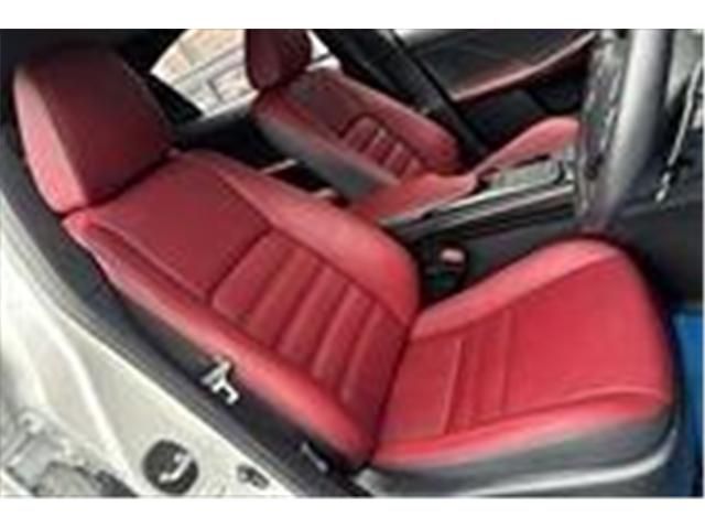 TOYOTA LEXUS IS300H 2021 Image 31